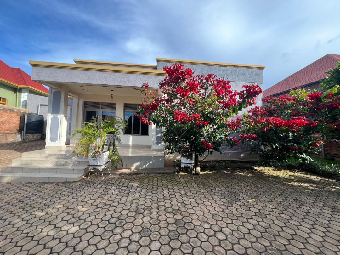 Affordable 4 Bedroom House on Tarmac Road in Busanza 
